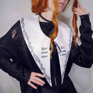 Broken Doll Collar Large in White