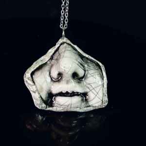 Broken Doll Necklace style 17