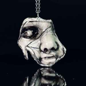 Broken Doll Necklace style 3