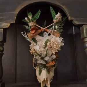Crystal decorated roe deer skull