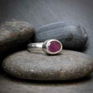 Handmade Pink Sapphire and Sterling Silver Ring. Size: S.5