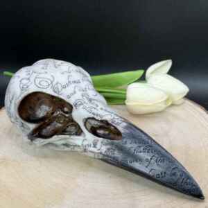 Edgar’s Raven Skull – 21cm Gothic Ornament